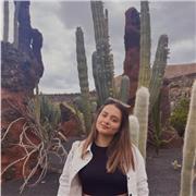 Estudiante de enfermería apta para todas las edades